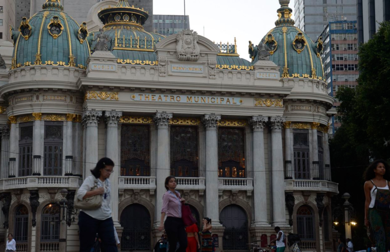 Theatro Municipal do Rio exibe Frida até o dia 31