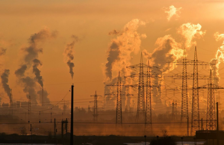 Mais ricos emitem, em média, 400 vezes mais CO₂ que mais pobres