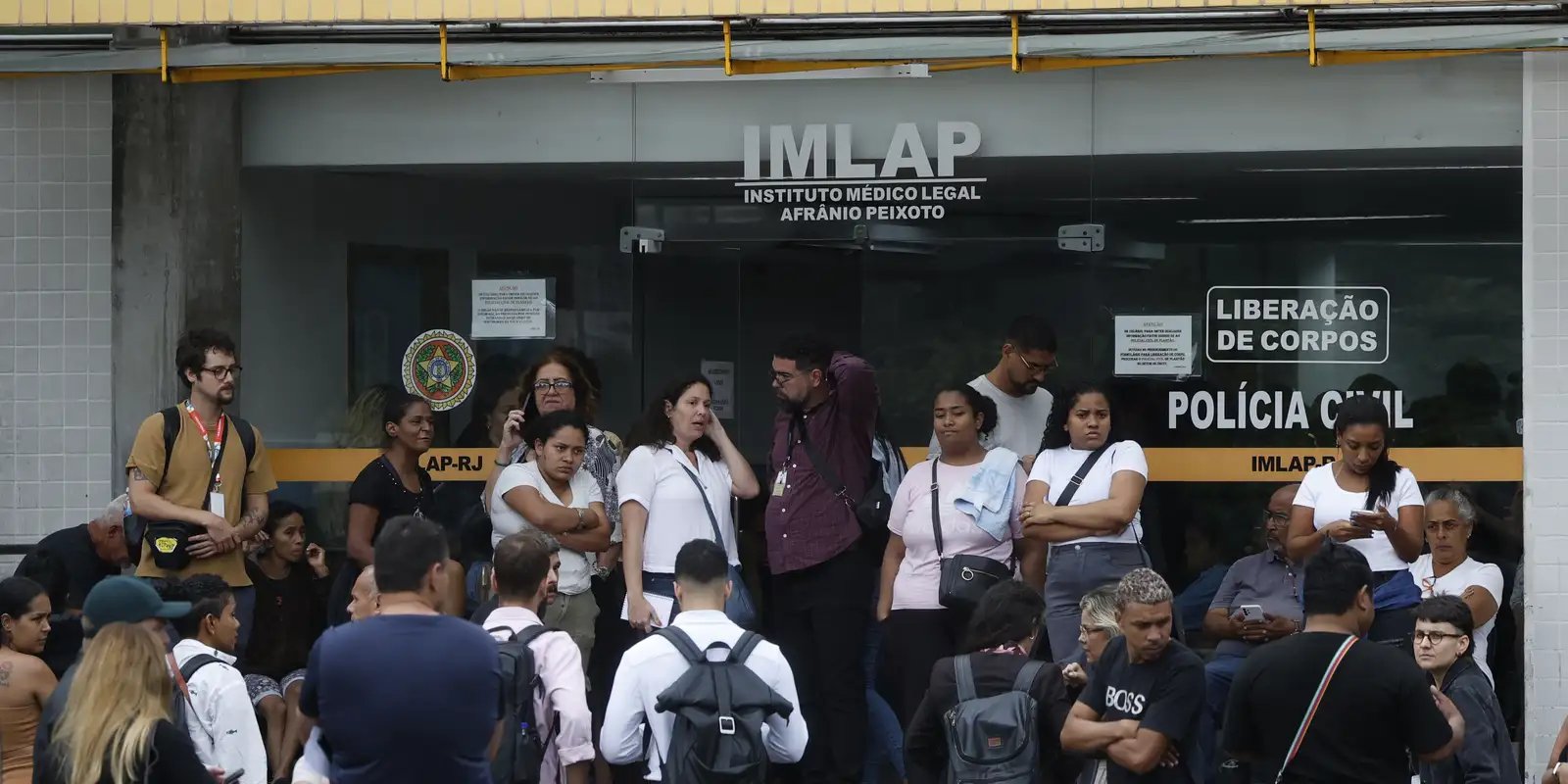 Famílias de mortos em operação no Rio reclamam de falta de informação