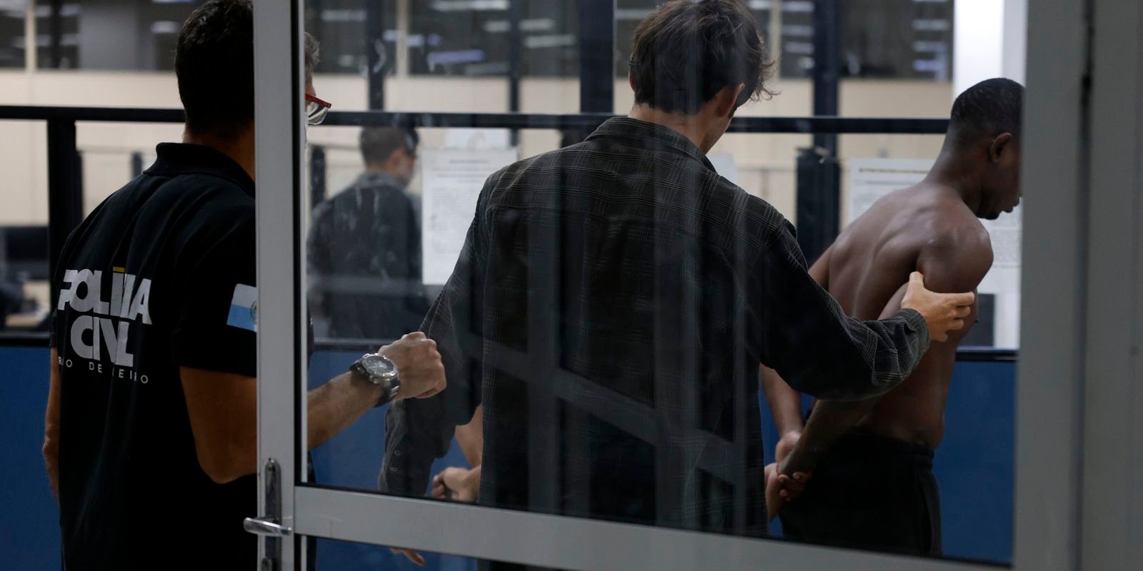 Megaoperação no Rio cumpriu 20 dos 100 mandados de prisão pretendidos