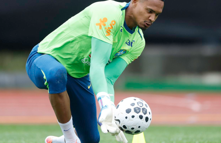Goleiro John diz que primeira convocação para a seleção é um sonho