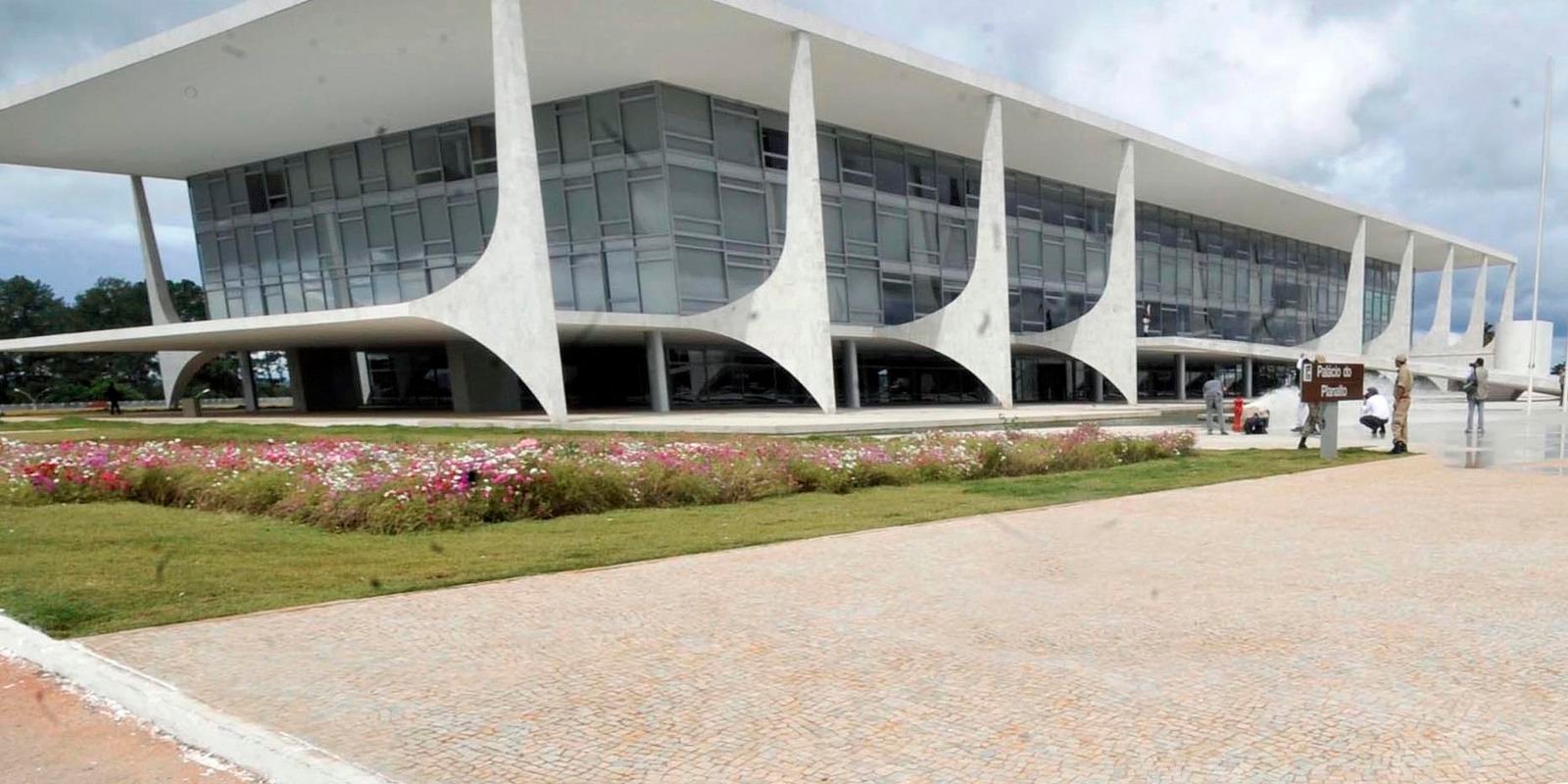 Lula elogia plebiscito sobre taxação de ricos e contra escala 6×1