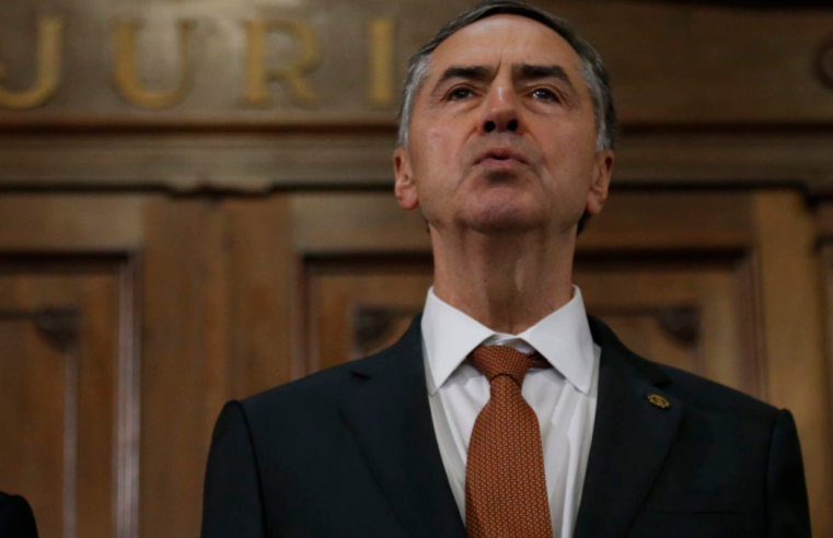 Barroso diz que pretende viver sem exposição pública após sair do STF