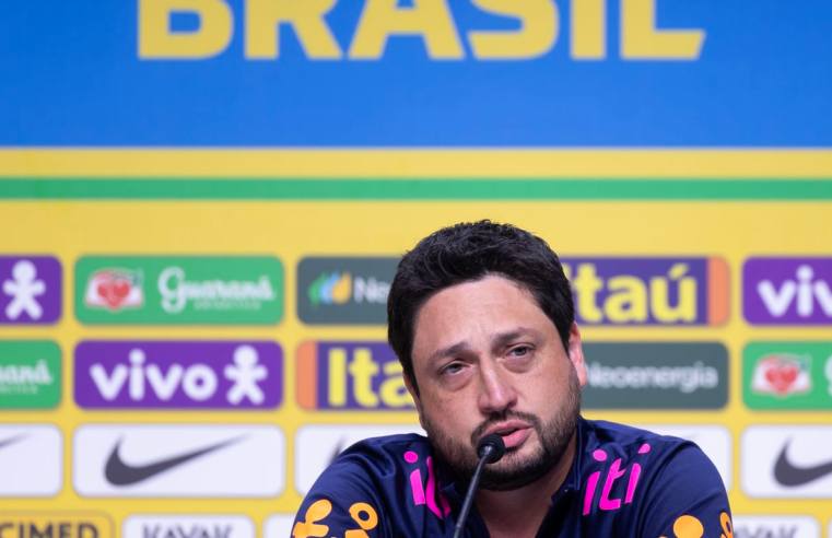 Programa Stadium, da TV Brasil, apresenta entrevista com Arthur Elias