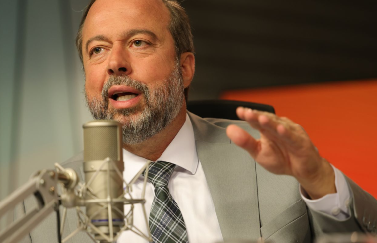 Apagão: ministro diz que houve problema em infraestrutura