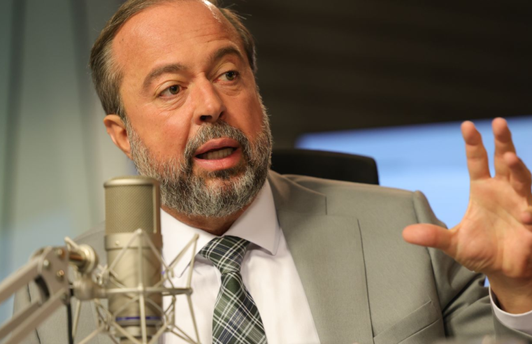 Brasil não corre risco energético, garante Alexandre Silveira