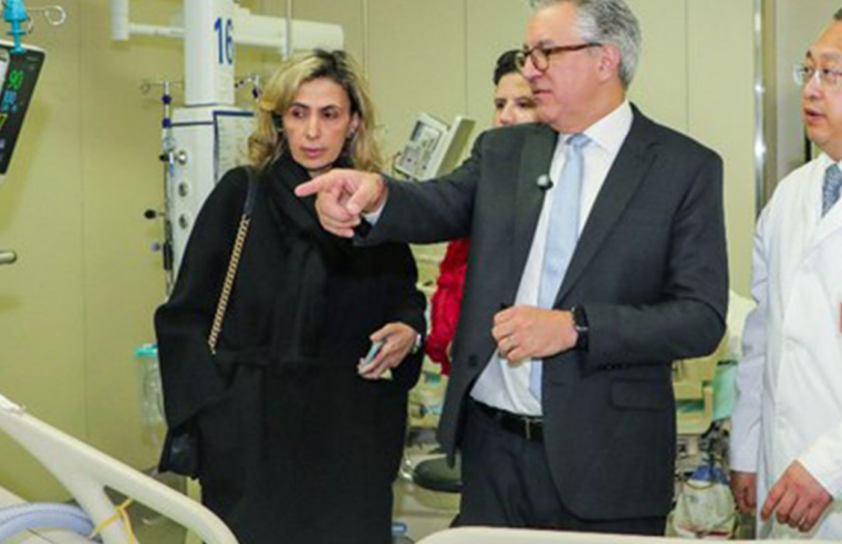 Padilha visita modelo de hospital inteligente na China