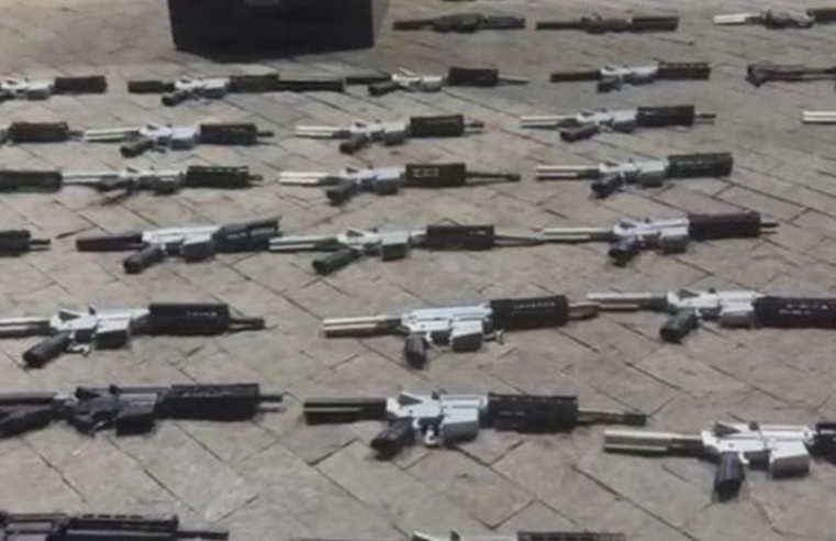 Operação desarticula organização que produzia armas para facções do RJ