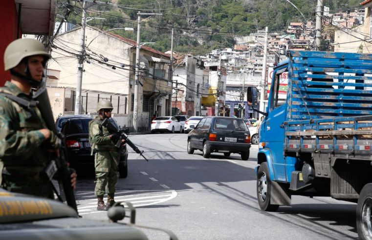Rio apresentará plano para recuperar territórios ocupados pelo crime