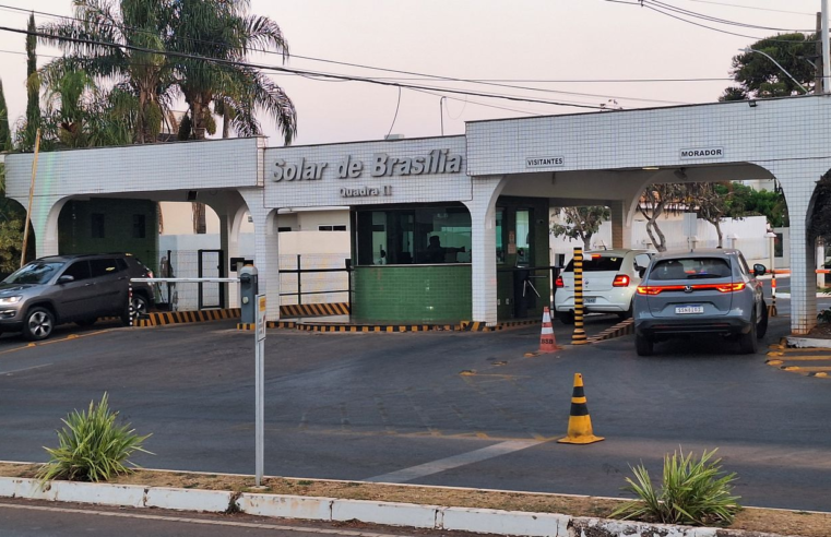 Moraes autoriza Bolsonaro a comemorar aniversário da filha em casa