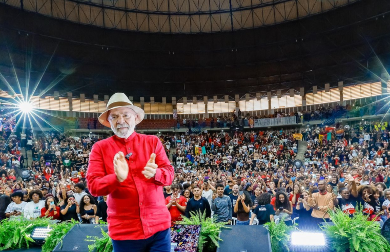 Lula defende a universalização do Pé-de-Meia