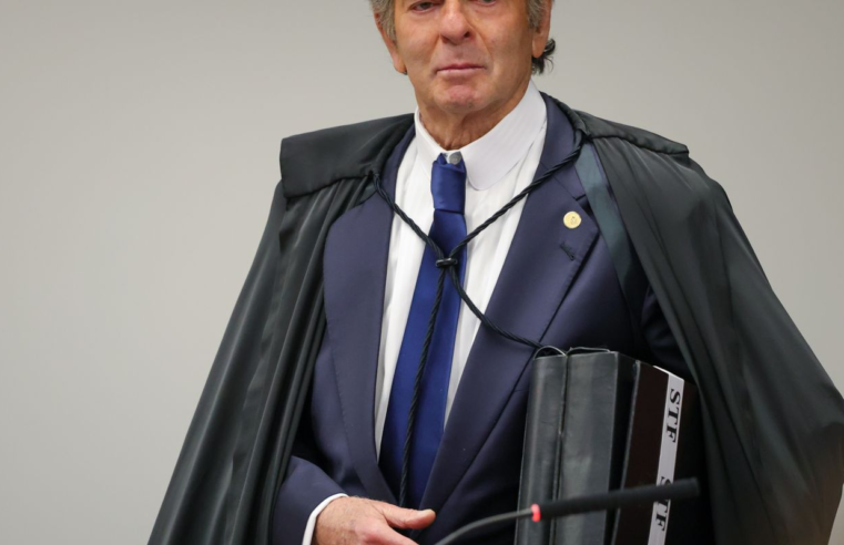 Fachin autoriza Fux a mudar para a Segunda Turma do STF