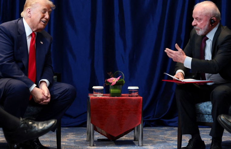 Nas redes sociais, Lula comenta "ótima reunião" com Trump na Malásia