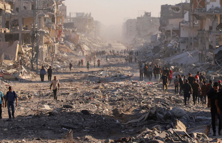 Ataques aéreos israelenses deixam ao menos 20 mortos em Gaza