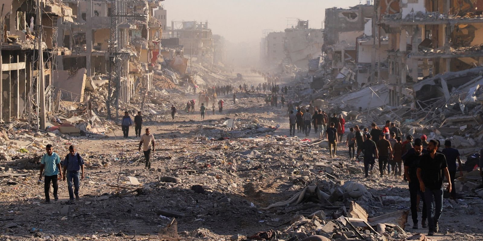 Ataques aéreos israelenses deixam ao menos 20 mortos em Gaza