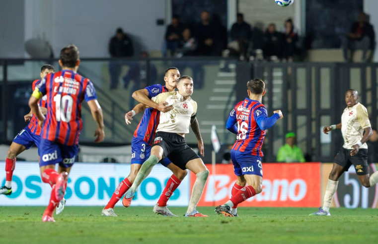 Mirando uma vaga na próxima Libertadores, Bahia recebe o Vasco