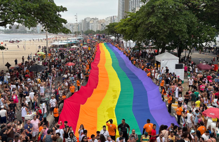 Parada do Orgulho LGBTI+ do Rio celebra 30 anos e reforça visibilidade