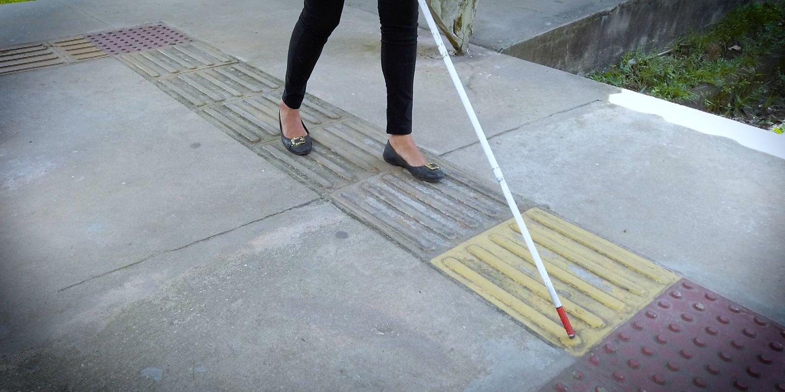 Hoje é Dia: Dezembro Vermelho, pessoas com deficiência e samba em foco