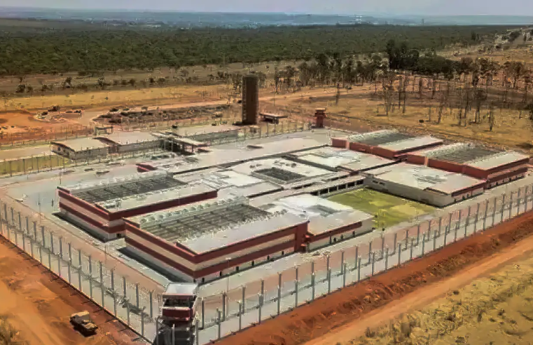 Sete líderes do Comando Vermelho vão para prisões federais