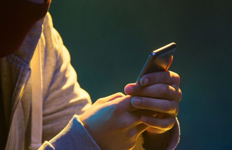 SP: polícia envia mensagem para mil celulares com queixa de roubo