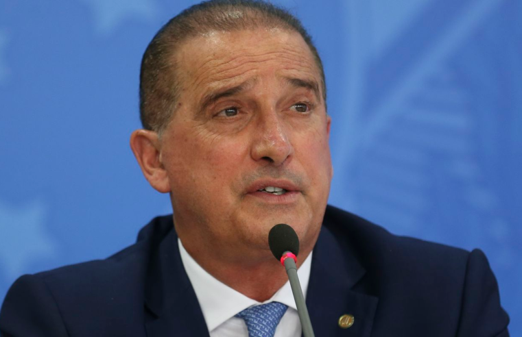 Problemas com descontos eram recorrente, diz ministro de Bolsonaro