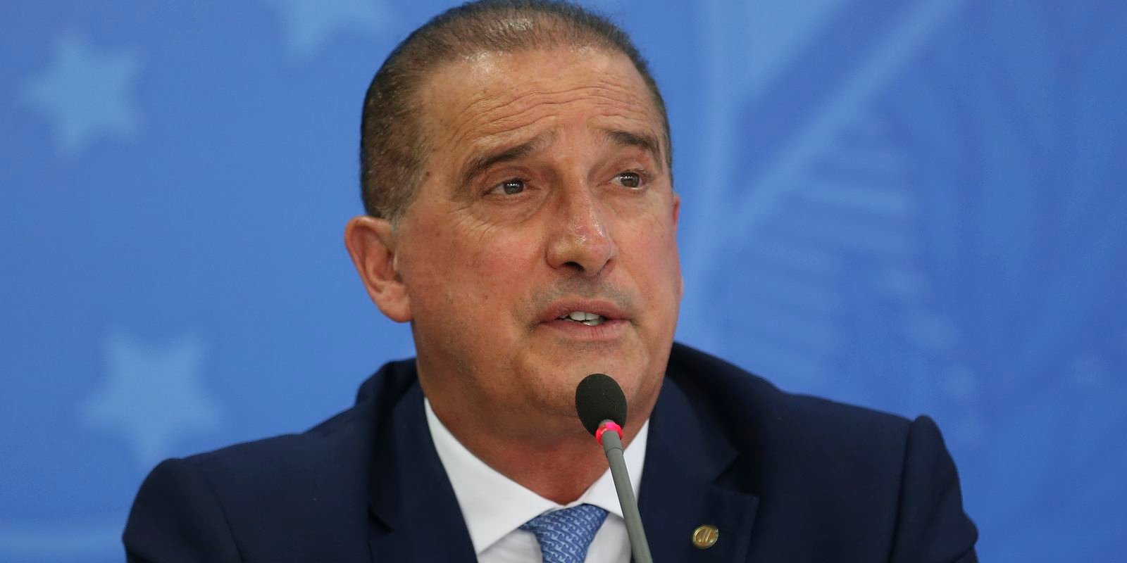 Problemas com descontos eram recorrente, diz ministro de Bolsonaro