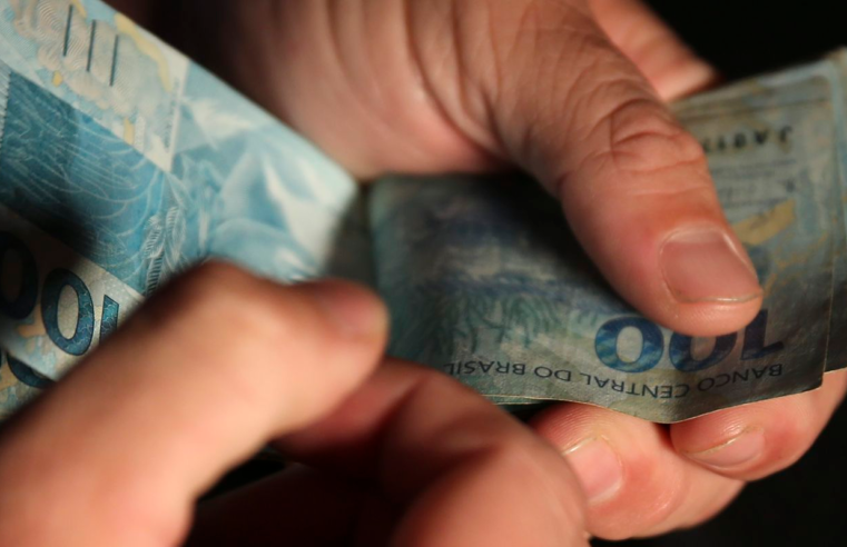 Poupança tem retirada líquida de R$ 9,7 bilhões em outubro