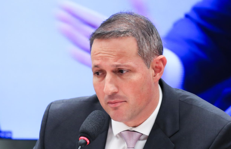 Derrite recua e mantém atuação da PF no combate ao crime organizado