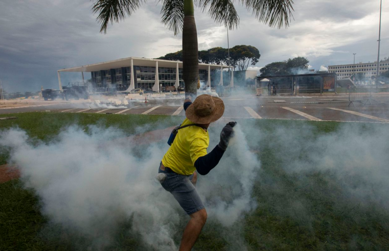Trama golpista: defesas de kids pretos iniciam sustentações no STF