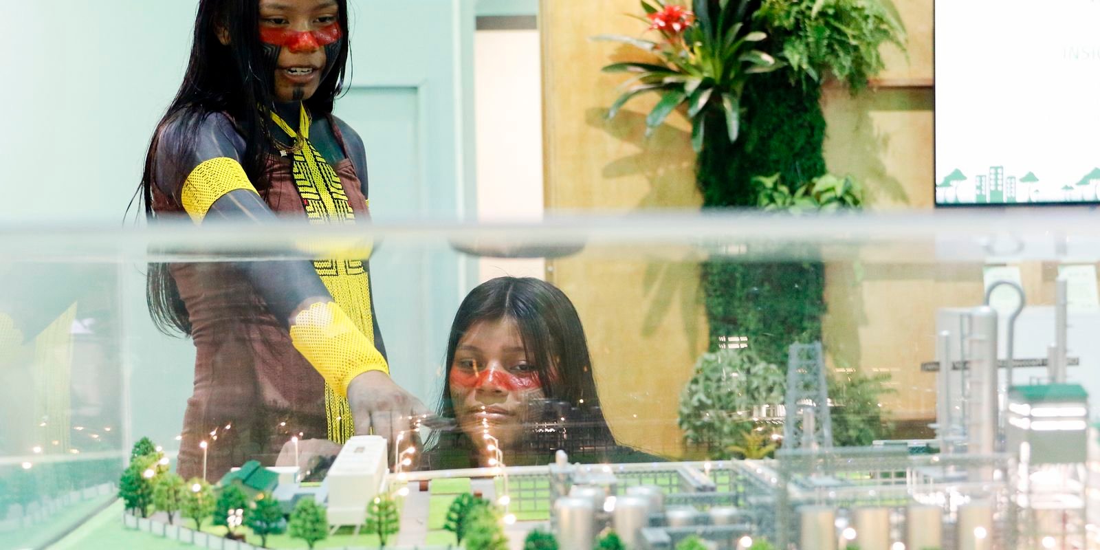 Crianças na COP: "As gerações passadas já falharam com a gente"