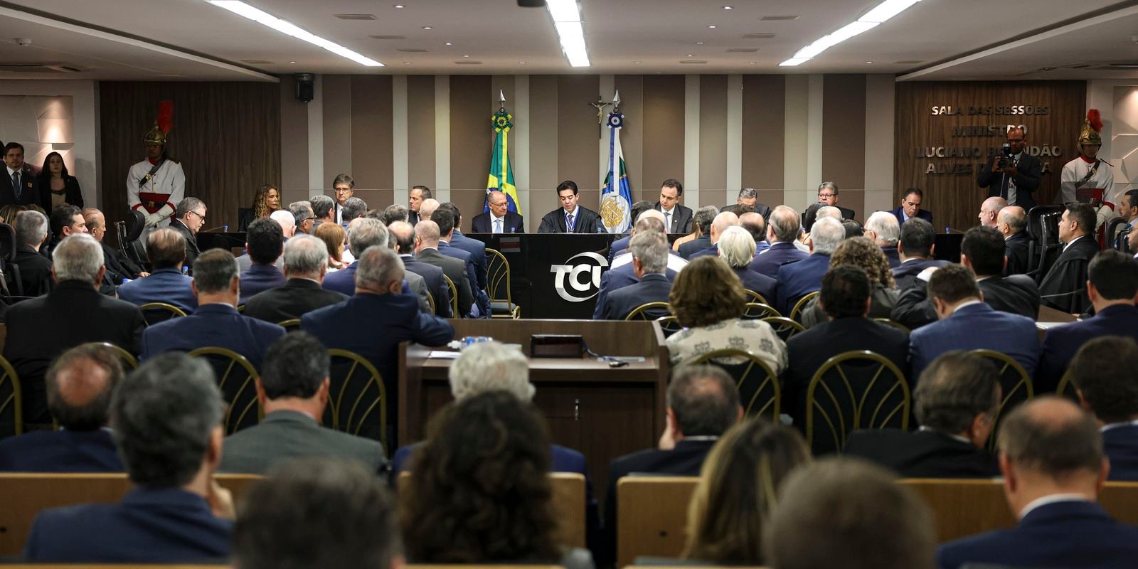 Concurso do TCU oferece 20 vagas e recebe inscrições até 3 de dezembro