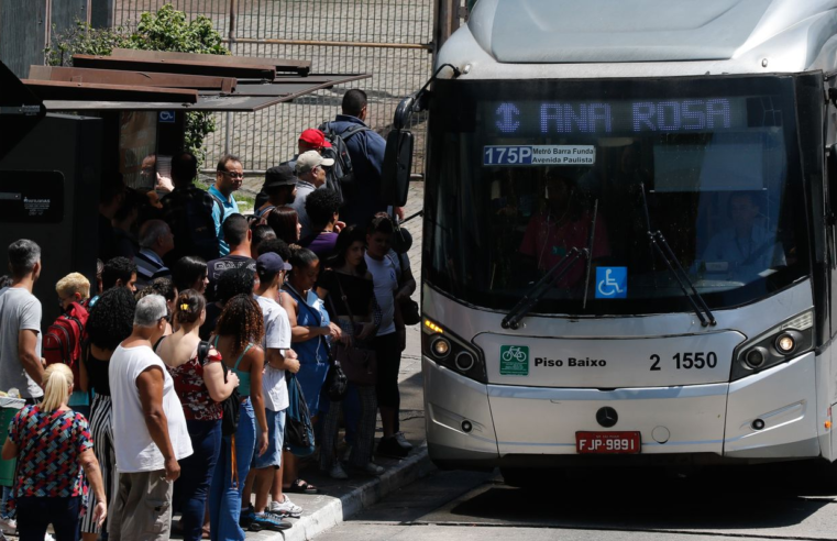 Setor de serviços cresce 0,6% em setembro; oitavo mês seguido de alta
