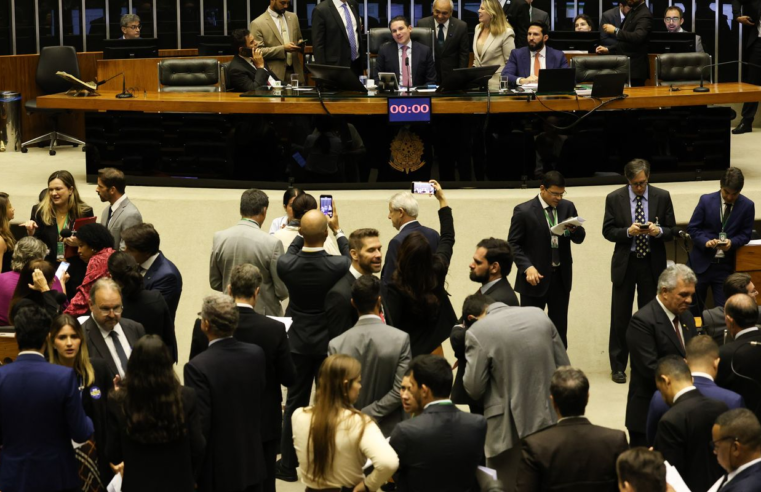 Motta adia votação de PL Antifacção para terça-feira (18)