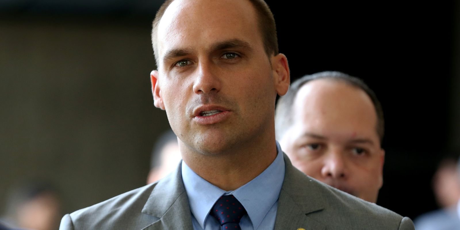 STF marca julgamento de denúncia contra Eduardo Bolsonaro por coação