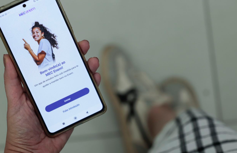 Participantes do Enem podem estudar por aplicativo do MEC