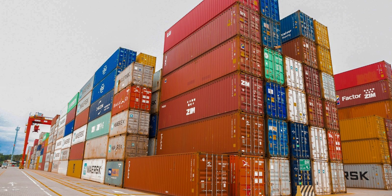 CMN amplia acesso a crédito a empresas afetadas por tarifaço dos EUA