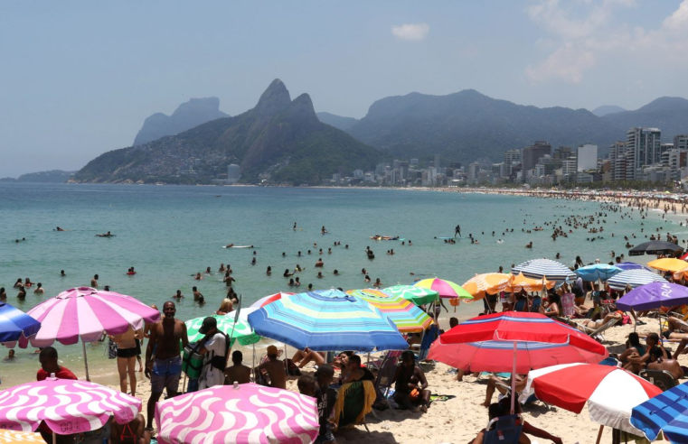 Rio de Janeiro bate recorde de turistas internacionais em 2025