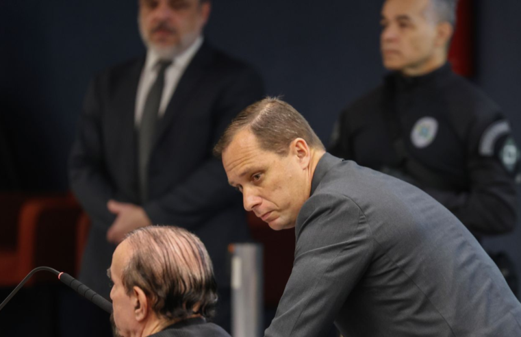 Mauro Cid passa por audiência no STF e retira tornozeleira eletrônica