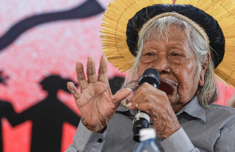 Ao encerrar Cúpula dos Povos, Cacique Raoni pede que luta continue