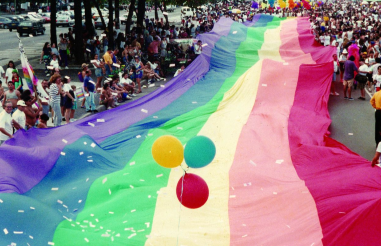 Há 30 anos, marcha no Rio inaugurava paradas do orgulho LGBT no Brasil