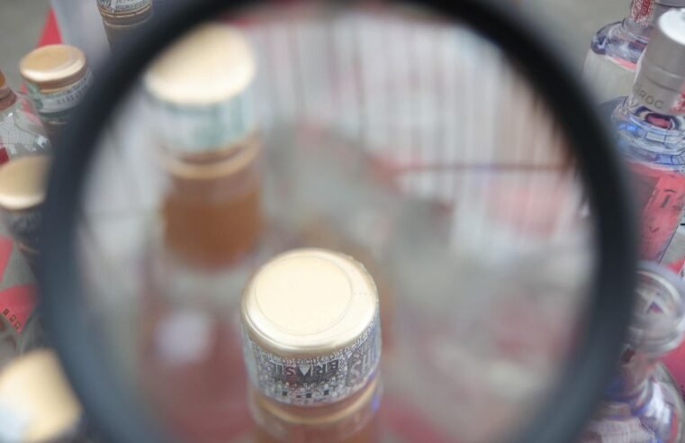 Saúde encerra sala que monitorava casos de intoxicação por metanol