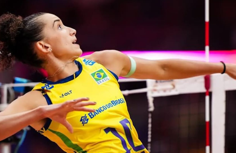 Gabi Guimarães é segunda melhor jogadora de vôlei do mundo em 2025