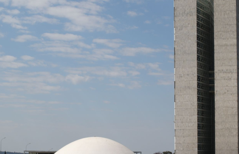 Congresso aprova MP do licenciamento ambiental especial