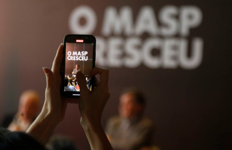 Gravuras são roubadas de exposição em biblioteca em São Paulo