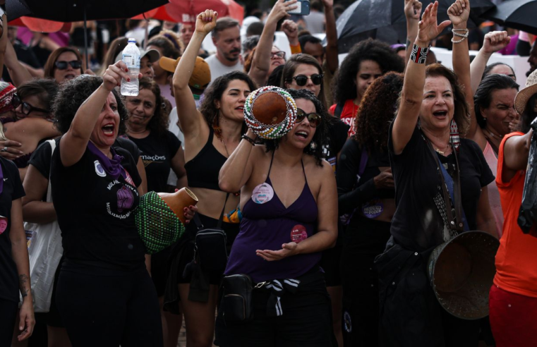 Em Brasília, mulheres denunciam feminicídios e a omissão do Estado