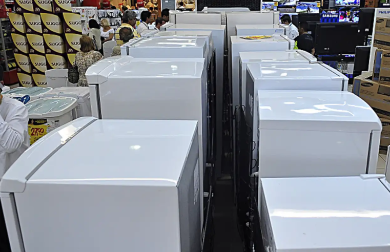 Vendas no comércio voltam a ganhar fôlego e crescem 0,5% em outubro