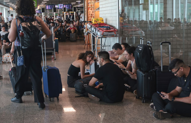 Passageiros de Congonhas relatam cansaço e falta de suporte de aéreas