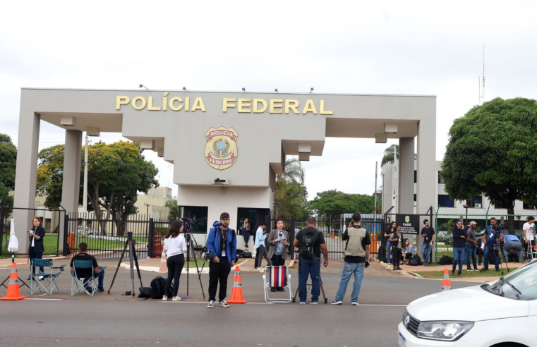 Defesa de Bolsonaro pede autorização para realizar exame na prisão