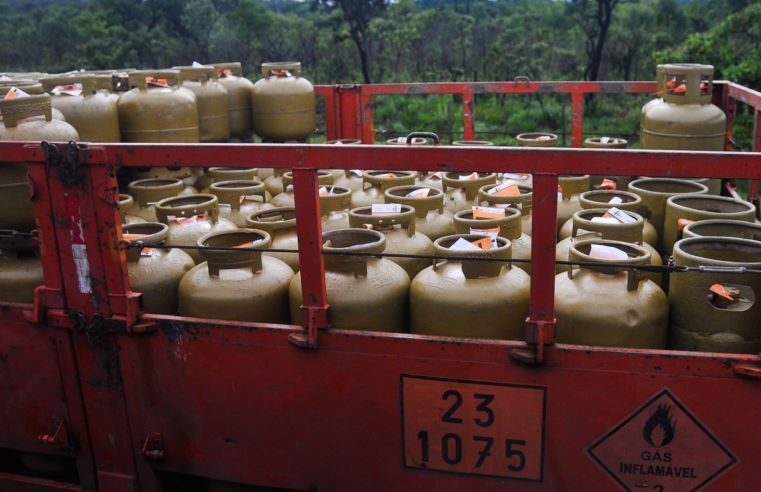 Beneficiários com NIS final 4 recebem Auxílio Gás nesta segunda-feira