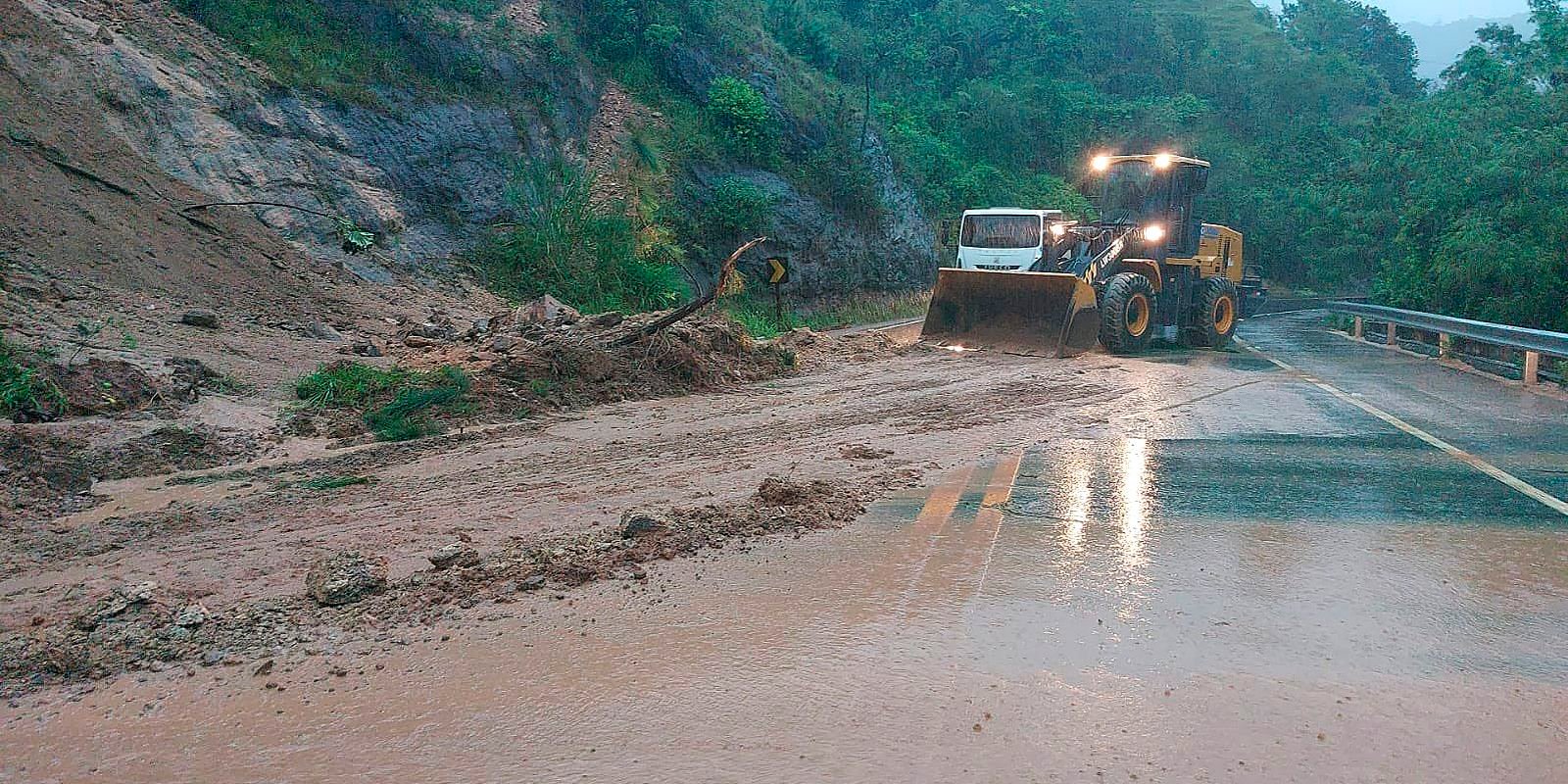Defesa Civil alerta para temporais em SP a partir desta terça-feira